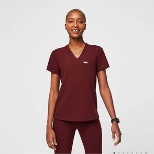Catarina One-Pocket Scrub Top™ Burgundy PO1777
